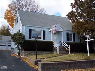 421 Freeman Ave, Stratford, CT 06614
