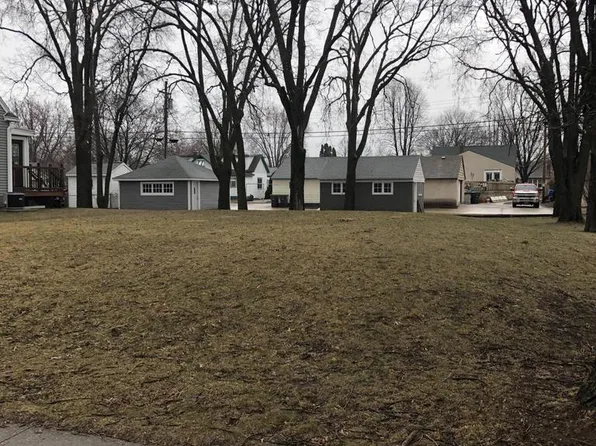 2706 ONALASKA AVENUE, La Crosse, WI 54603