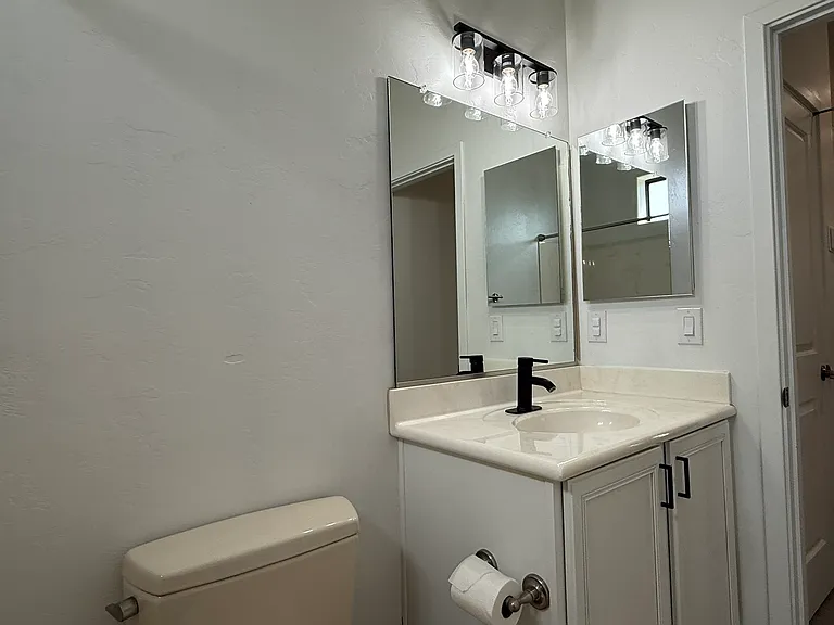 2028 E River Rd #203 — Photo 17