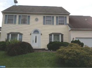 1112 Colony Dr, Quakertown, PA 18951