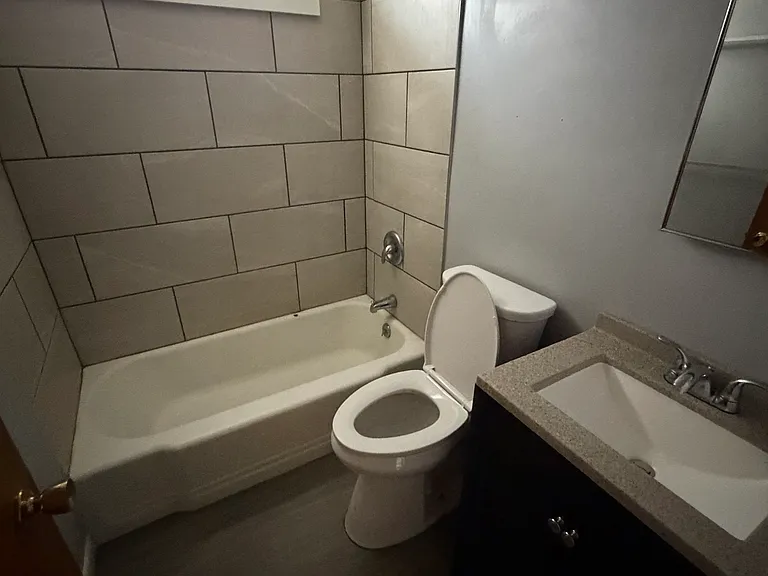 305 Mississippi St SE #2W — Photo 5