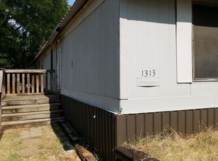 1313 Dawn Ct, Azle, TX 76020