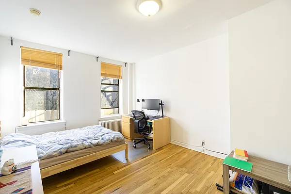 Rented by City Connections Realty | media 20