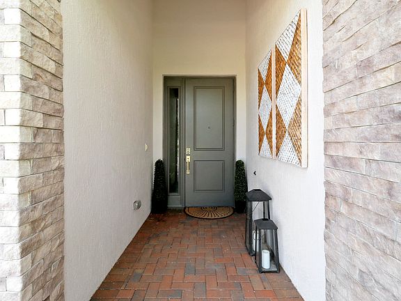 3rd image of 9952 REGENCY Way