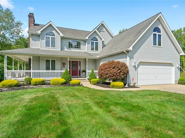 4076 Shallow Creek Dr, Struthers, OH 44471