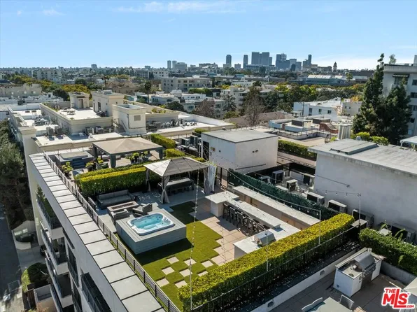 432 N Oakhurst Dr #504, Beverly Hills, CA 90210