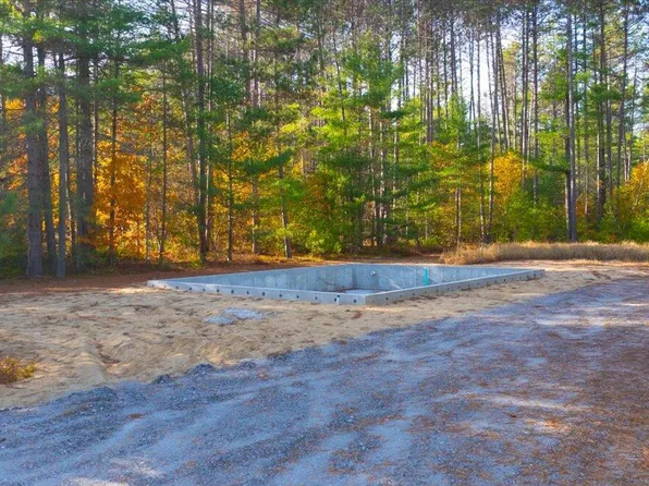 20 Twig Circle, Harrison, ME 04040