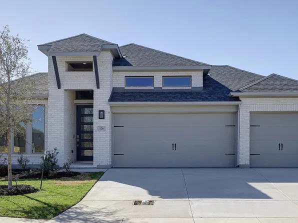 176 Post Oak, Castroville, TX 78009