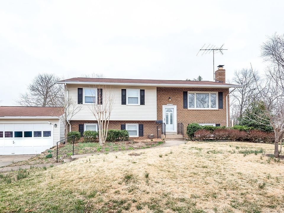1st image of 9526 Bonair Dr