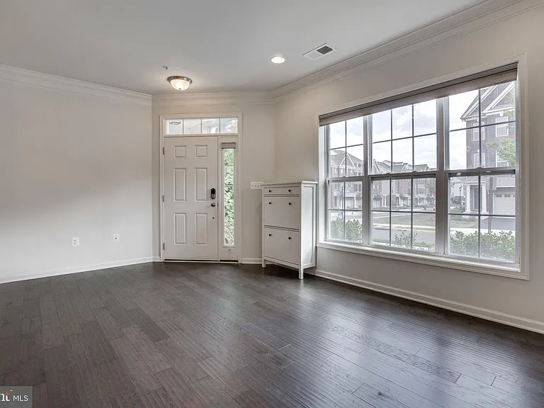 23473 Logans Ridge Ter — Photo 5