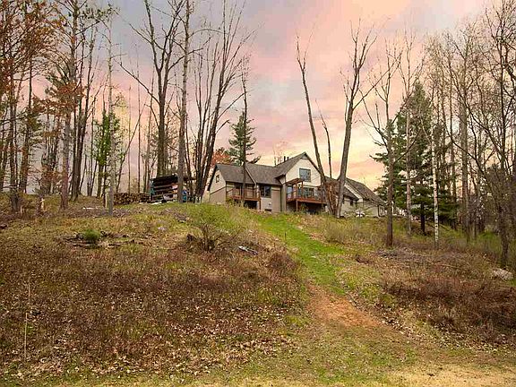 4th image of 1035 Wickman Dr