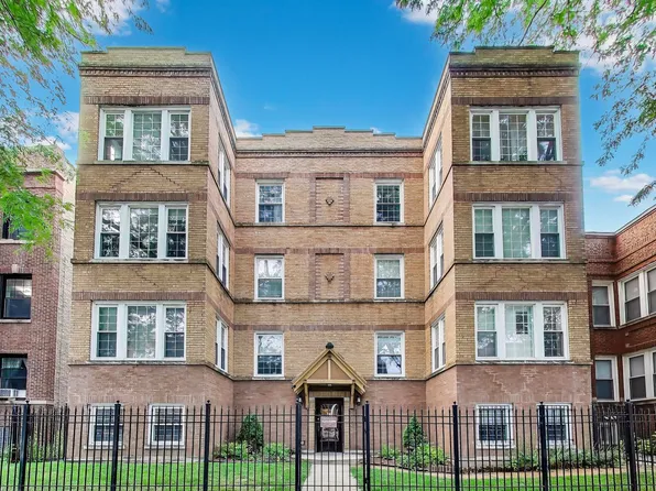3222 W Eastwood Ave #1W, Chicago, IL 60625
