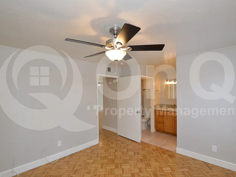 850 S River Dr #1044 — Photo 12