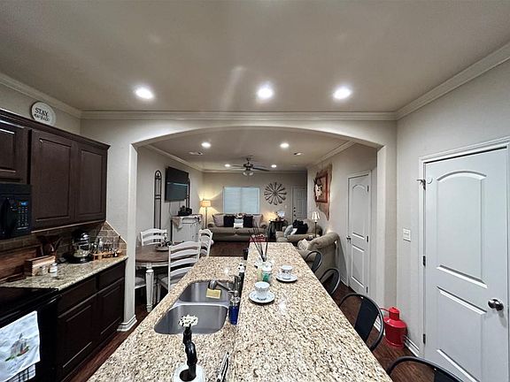 3rd image of 97 Forest Dr