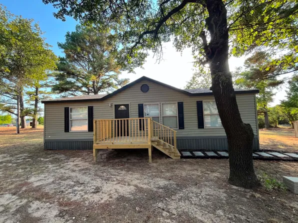 10 Sol Ct, Nocona, TX 76255