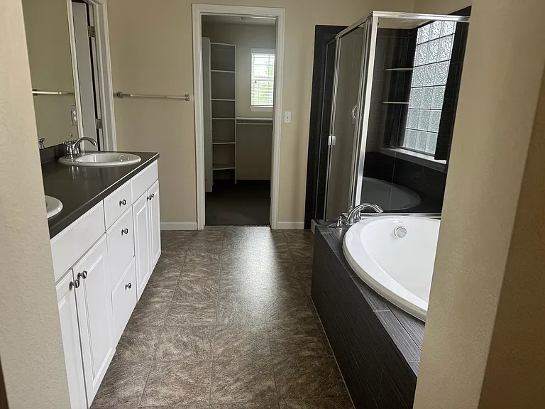 569 Cheyenne Dr — Photo 12