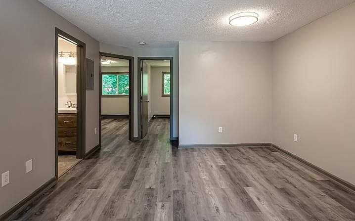 2nd image of 16 Regan St #1