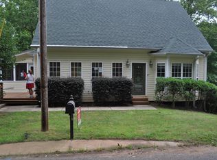 6251 Lakeshore Dr, Gainesville, GA 30506