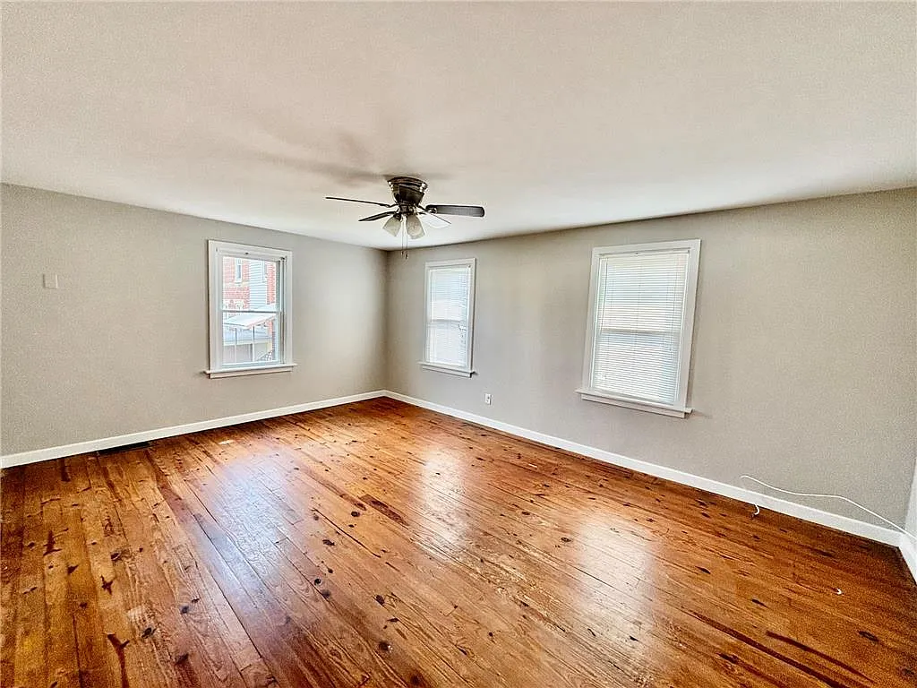 2 bed, 1350 sqft, $2,250 — Photo 4
