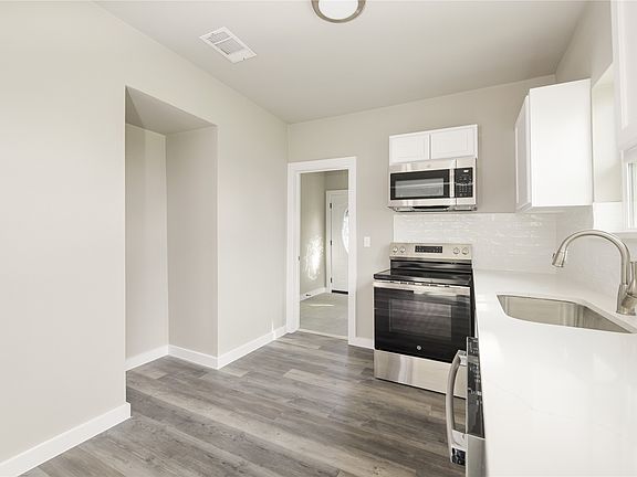 3rd image of 107 Donelton St