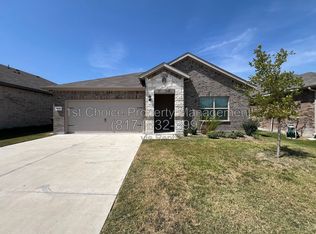 9608 Cherryville Rd, Fort Worth, TX 76108