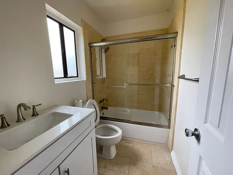 538 Vista Gloriosa Dr — Photo 23