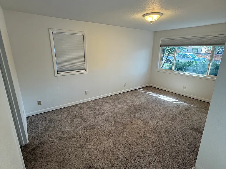 1317 Zenobia St — Photo 11
