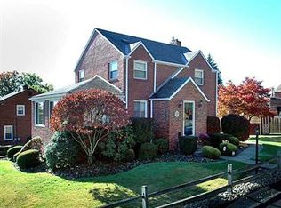 4 Garden Ter, Pittsburgh, PA 15221