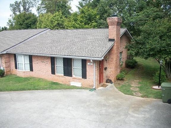 2nd image of 928 Windridge Dr