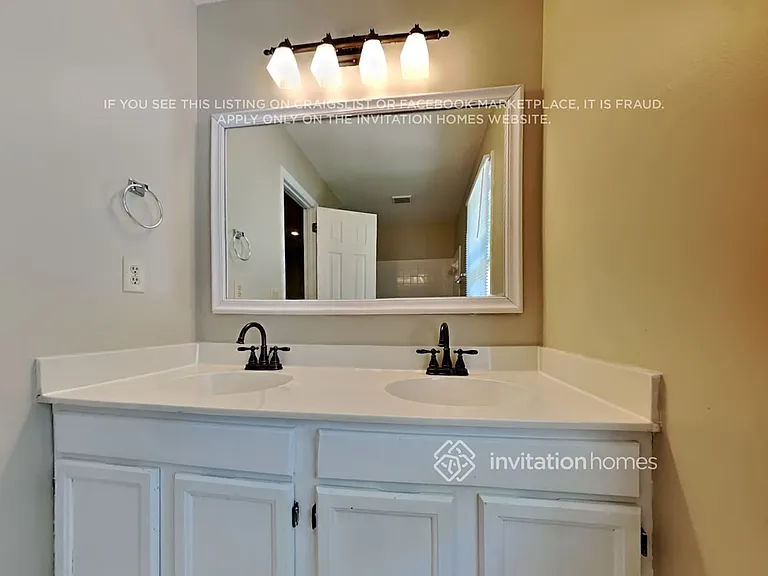 3701 Waterton Leas Ct — Photo 16