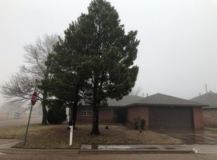 601 15th St, Shallowater, TX 79363