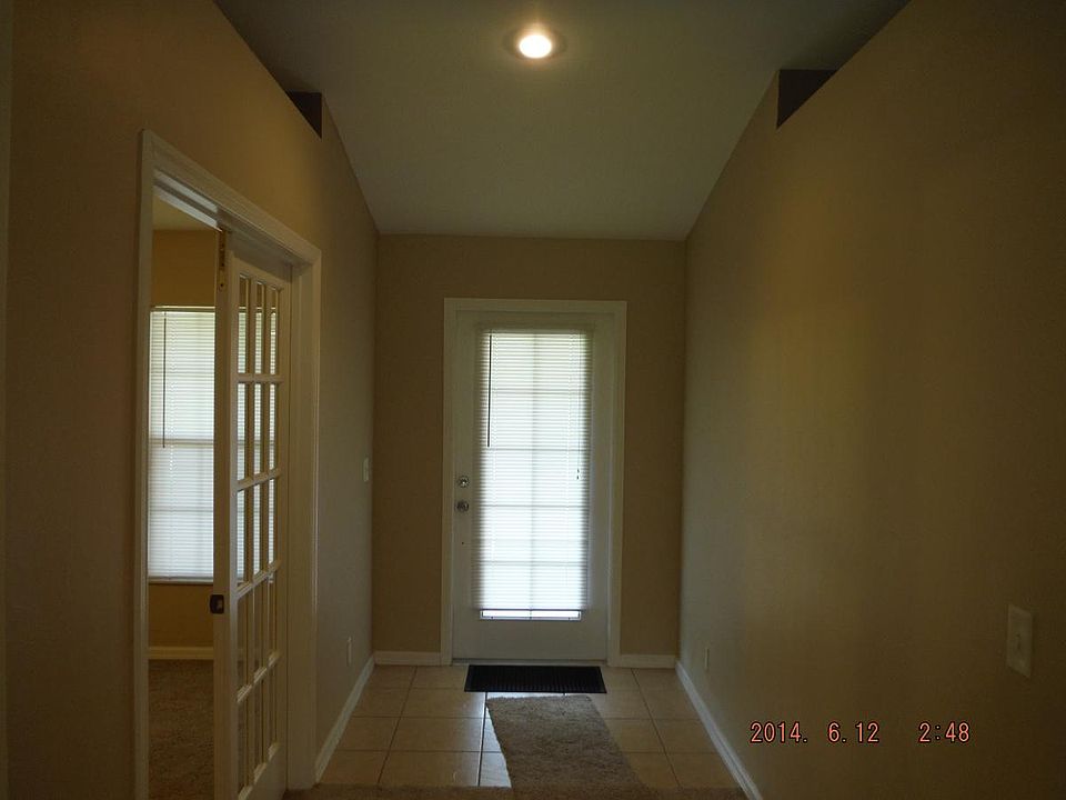 1st image of 6123 Hershey Ave