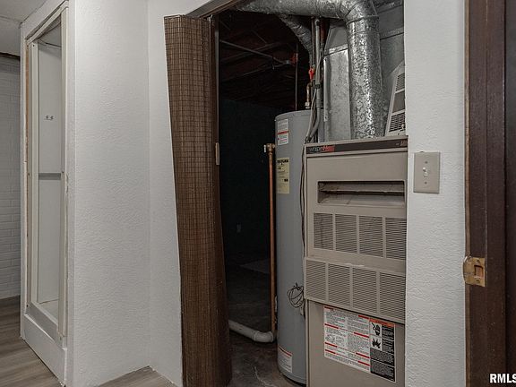 3rd image of 6719 Hillandale Rd