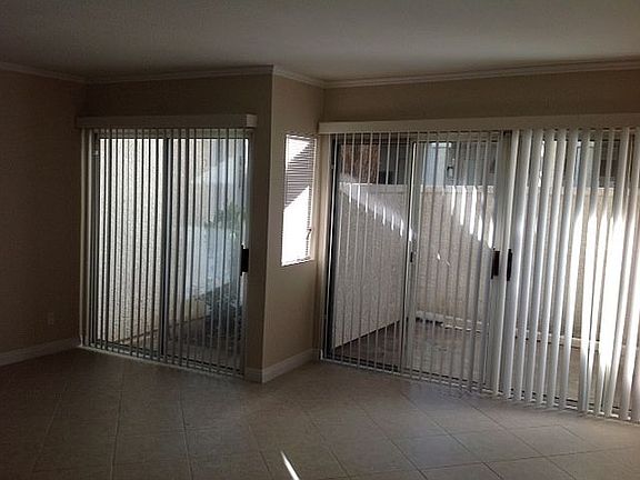 5th image of 20134 Leadwell St Unit 153