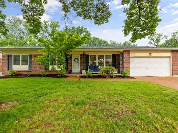 9006 Cordoba Ln, Saint Louis, MO 63126