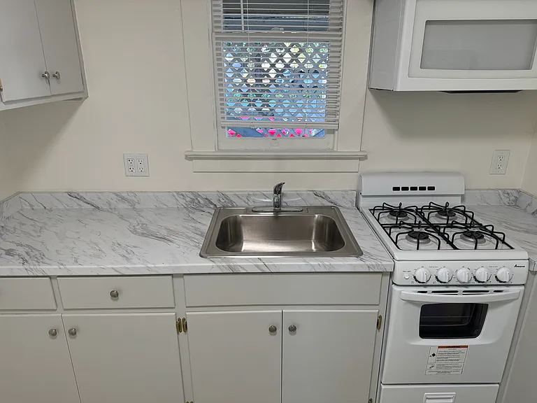 3260 Galindo St #4 — Photo 11