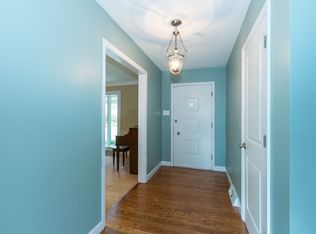 1314 Kendon Dr, Des Peres, MO