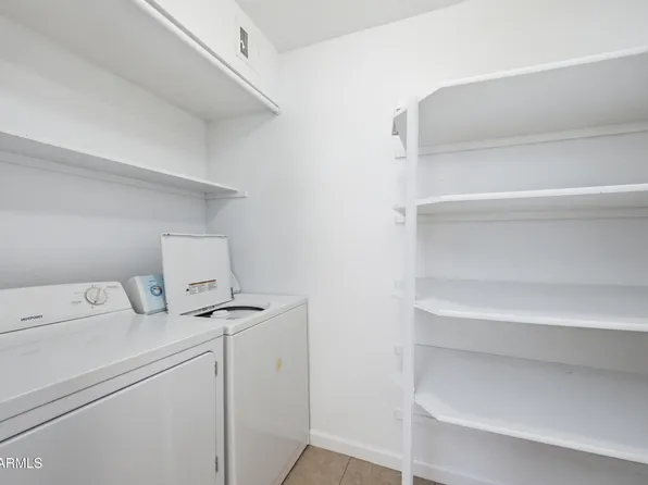 1455 N Alma School Rd Unit 14, Mesa, AZ 85201