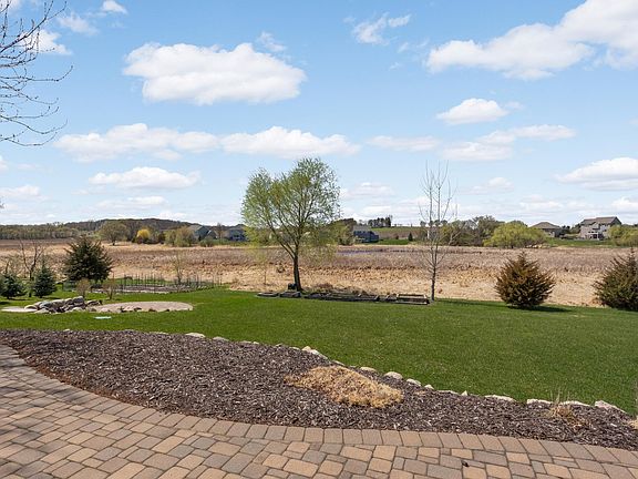 3rd image of 4589 Merganser Dr