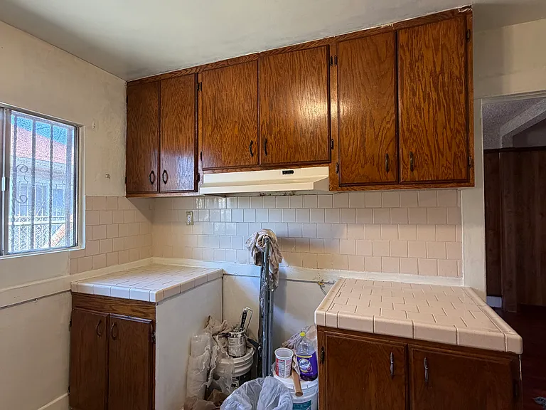 114 S Fresno St — Photo 3