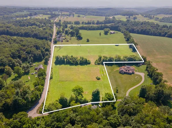 18 Diamond-maldovan Rd, Smithfield, PA 15478