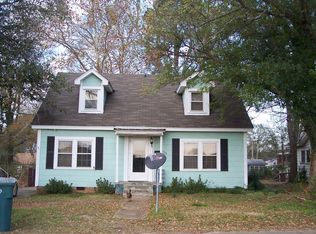 524 E McNeil St, Magnolia, AR 71753