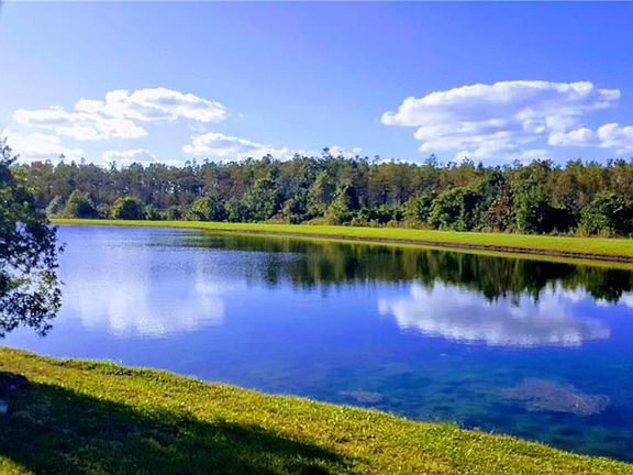 3rd image of 828 Lake Biscayne Way
