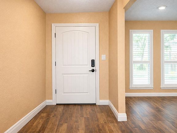 2nd image of 3 Columbella St