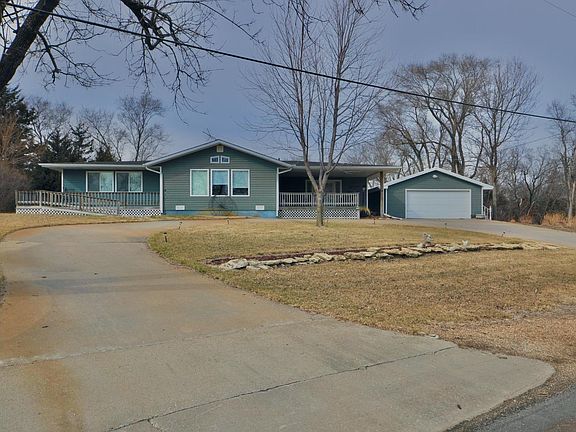 2nd image of 74 Lakeshore Dr