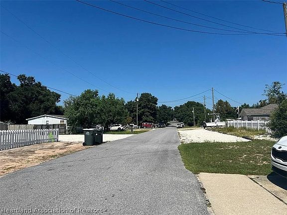 5th image of 5810 Japonica Ave