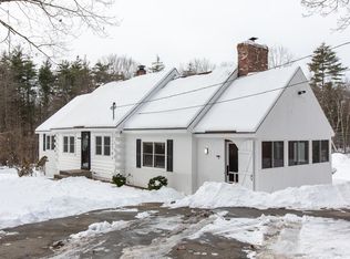 82 North St, Amherst, NH 03031