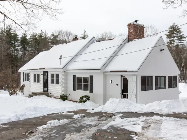 82 North Street, Amherst, NH 03055