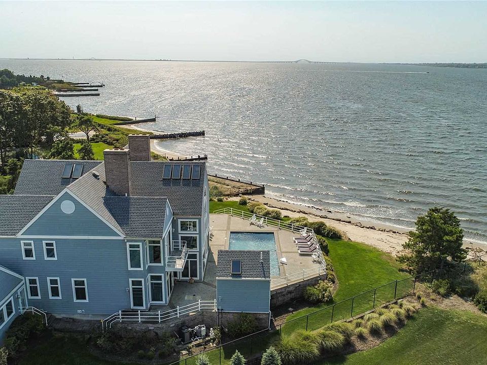 60 W Bayberry Road, Islip, NY 11751 MLS 3176425 Zillow