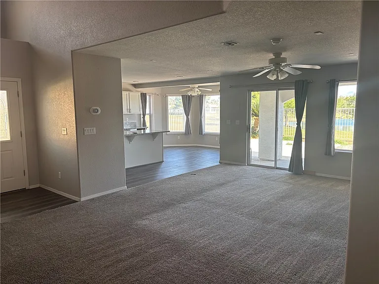 2838 Camino Del Rio — Photo 10